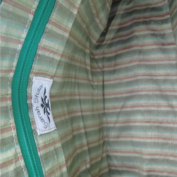 Sarah Shaw Green Red Metallic Small Tote Bag - Picture 7 of 9